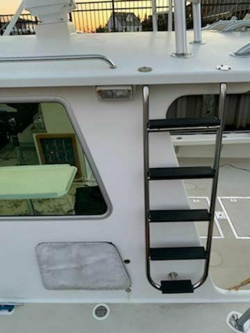 2009 Northern Bay 36 — photo 19