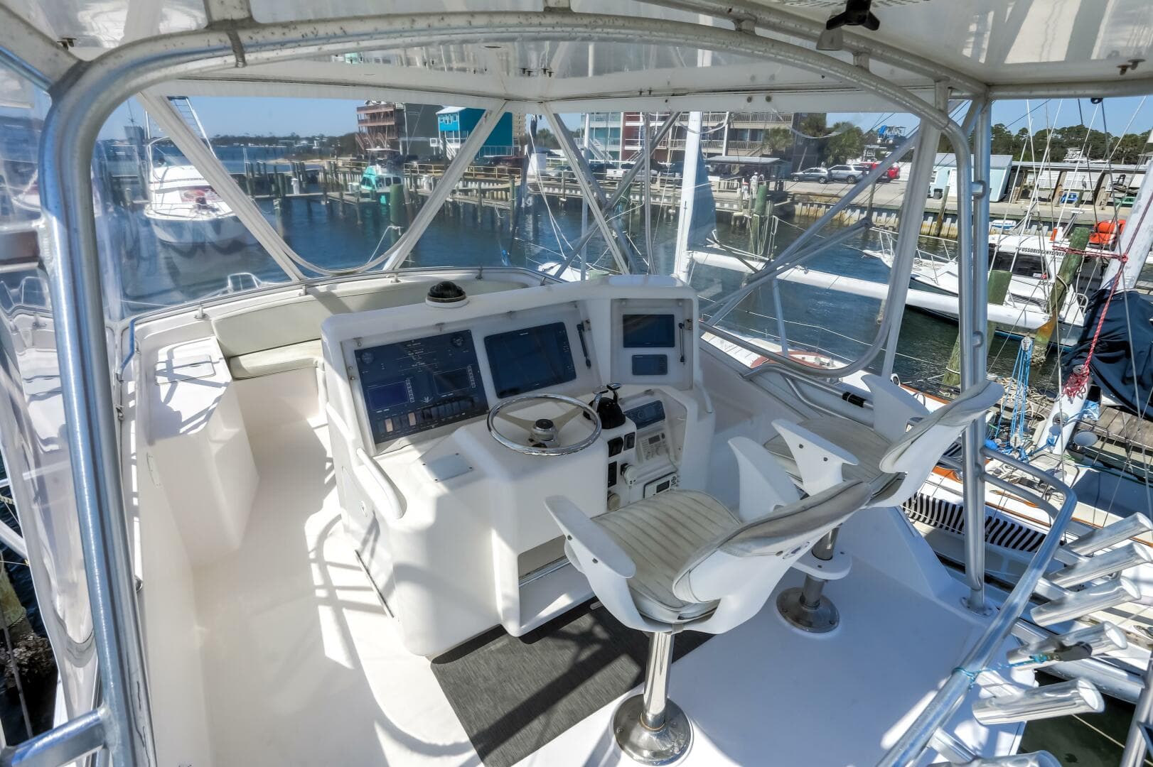 2005 Bertram 45 — photo 7