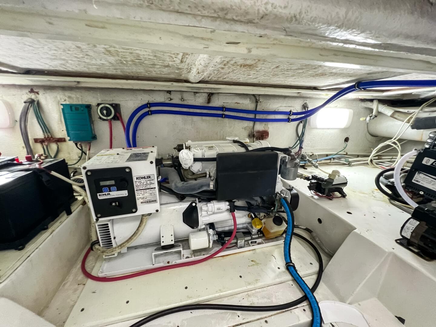 2005 Bertram 45 — photo 8