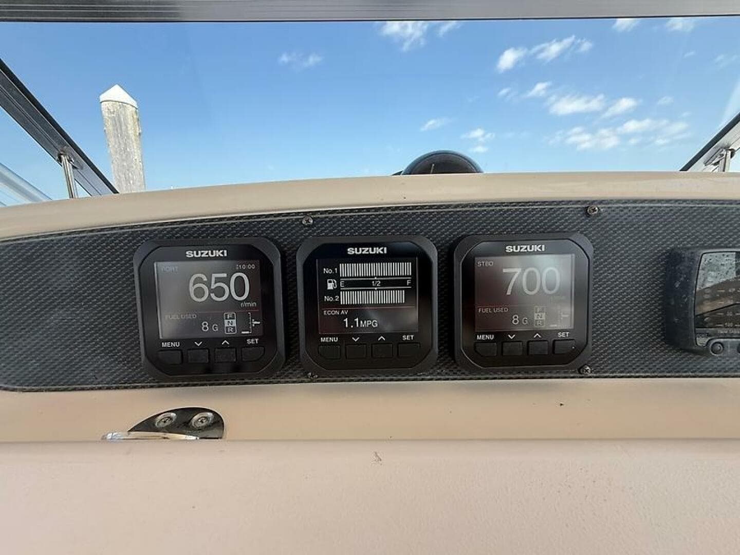 2007 Grady-White 330 Express — photo 16