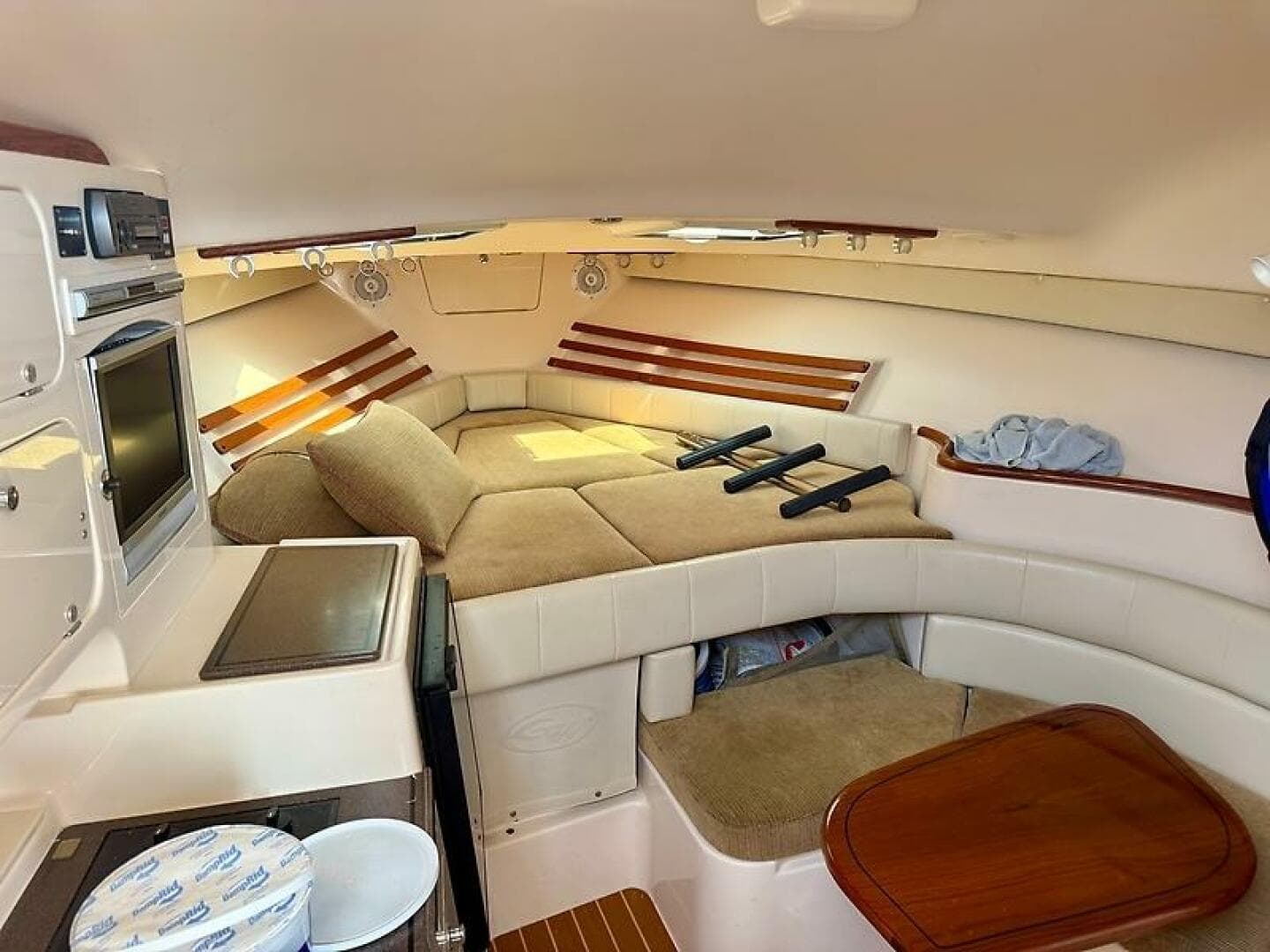 2007 Grady-White 330 Express — photo 23