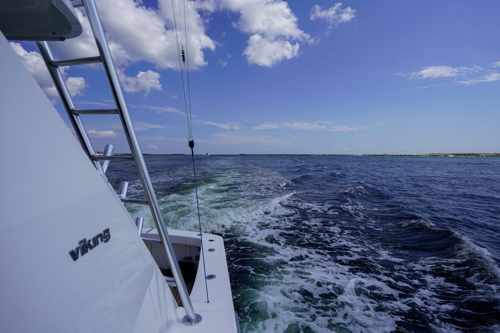 2016 Viking 52 Sport Tower — photo 42