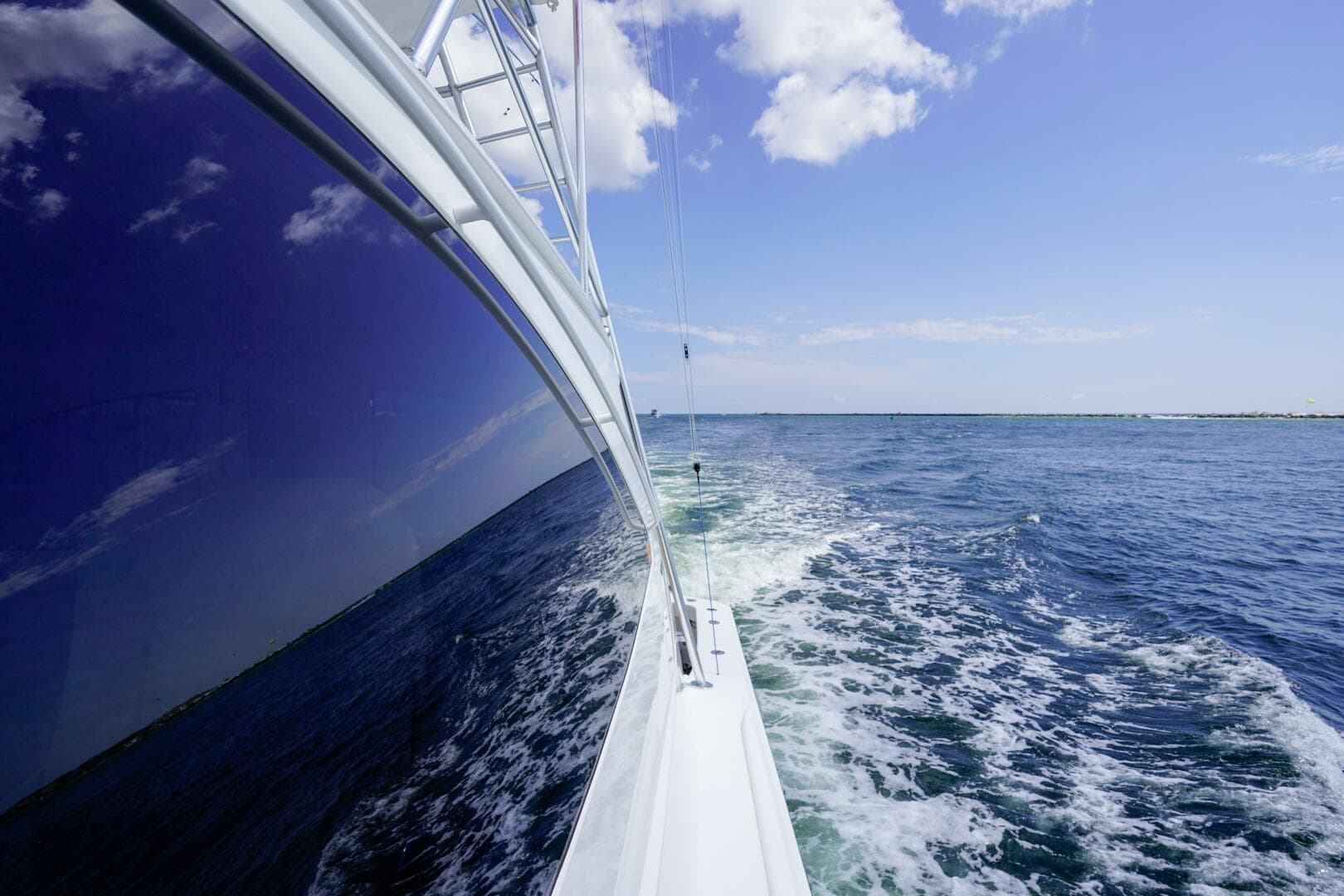 2016 Viking 52 Sport Tower — photo 41