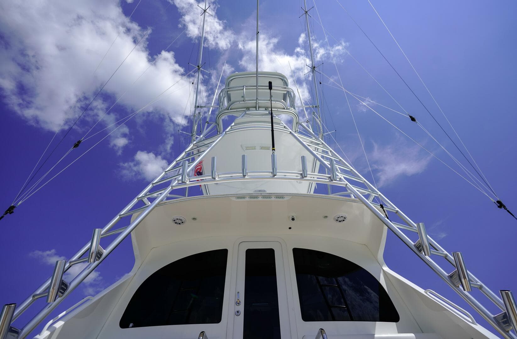 2016 Viking 52 Sport Tower — photo 37