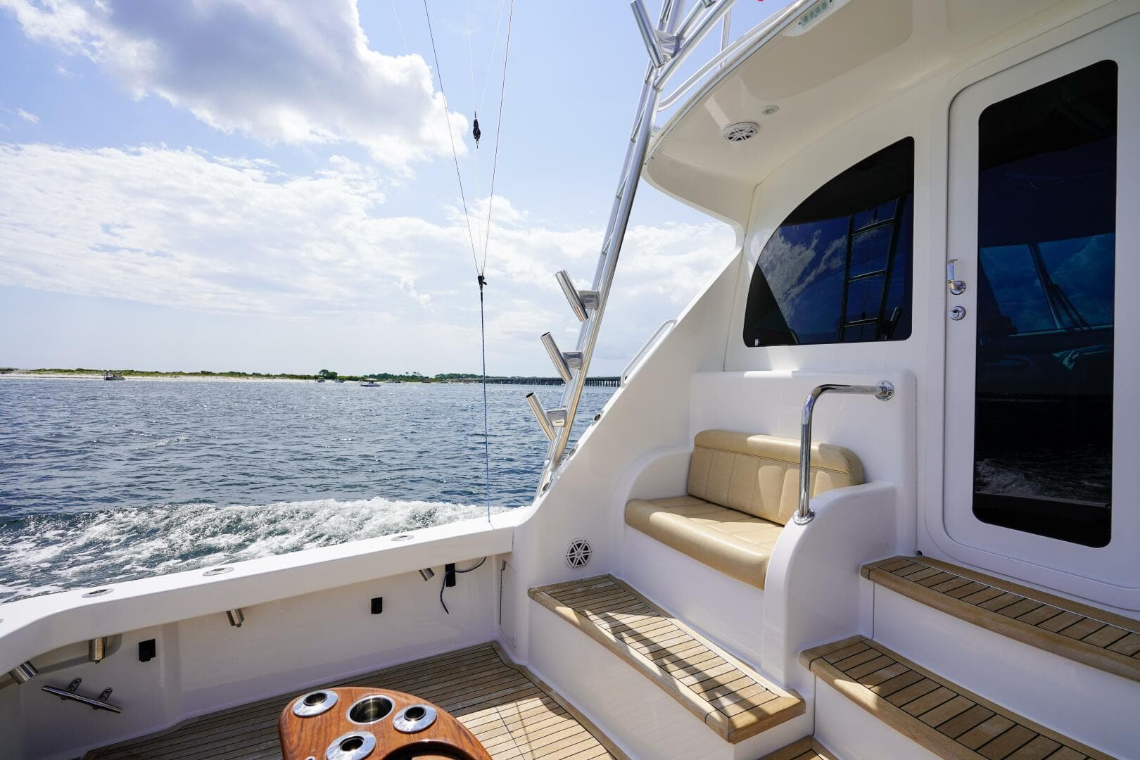 2016 Viking 52 Sport Tower — photo 45