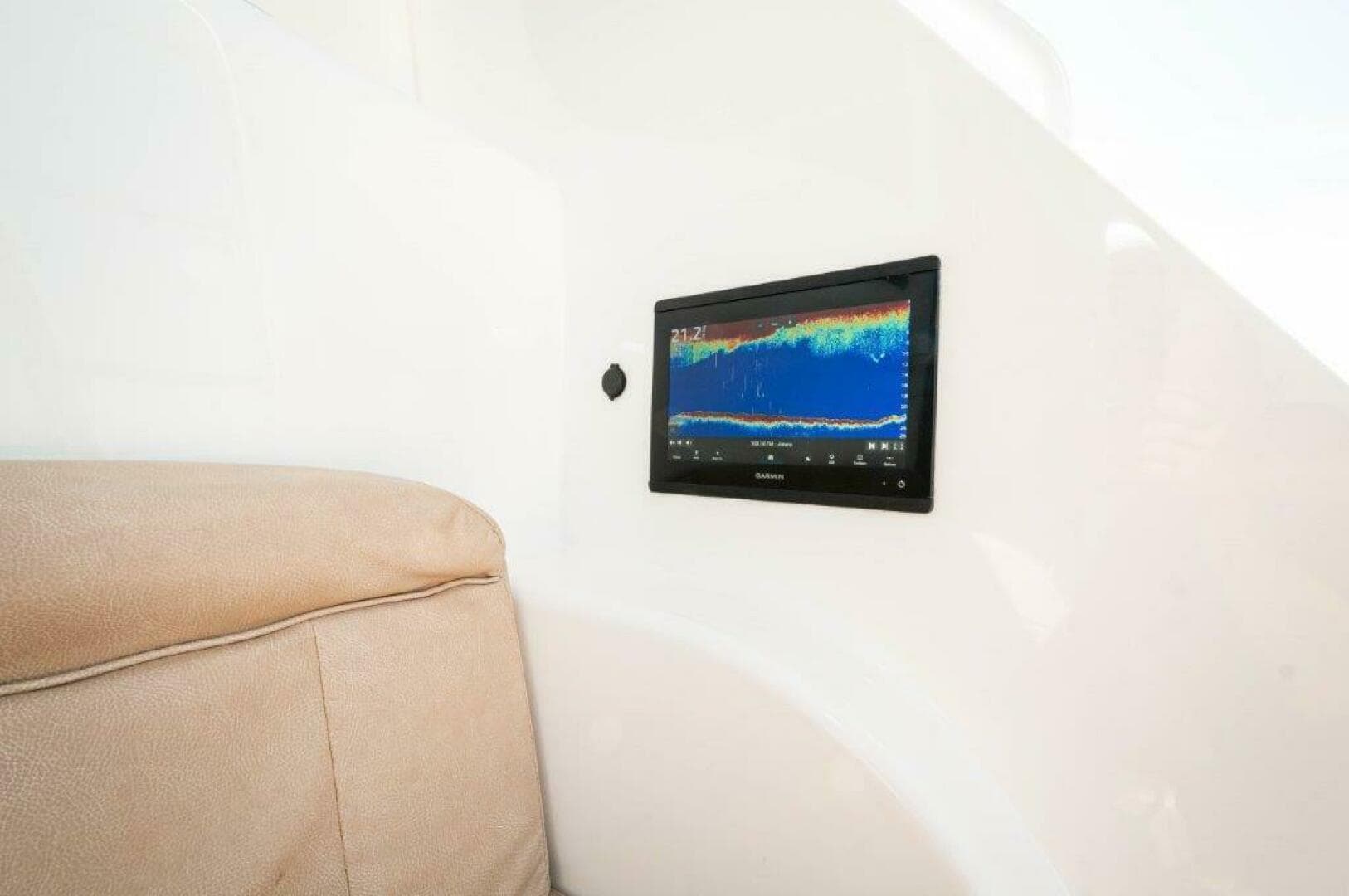 2016 Viking 52 Sport Tower — photo 51