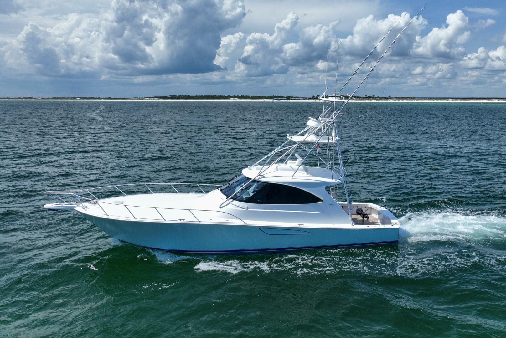 2016 Viking 52 Sport Tower — photo 74