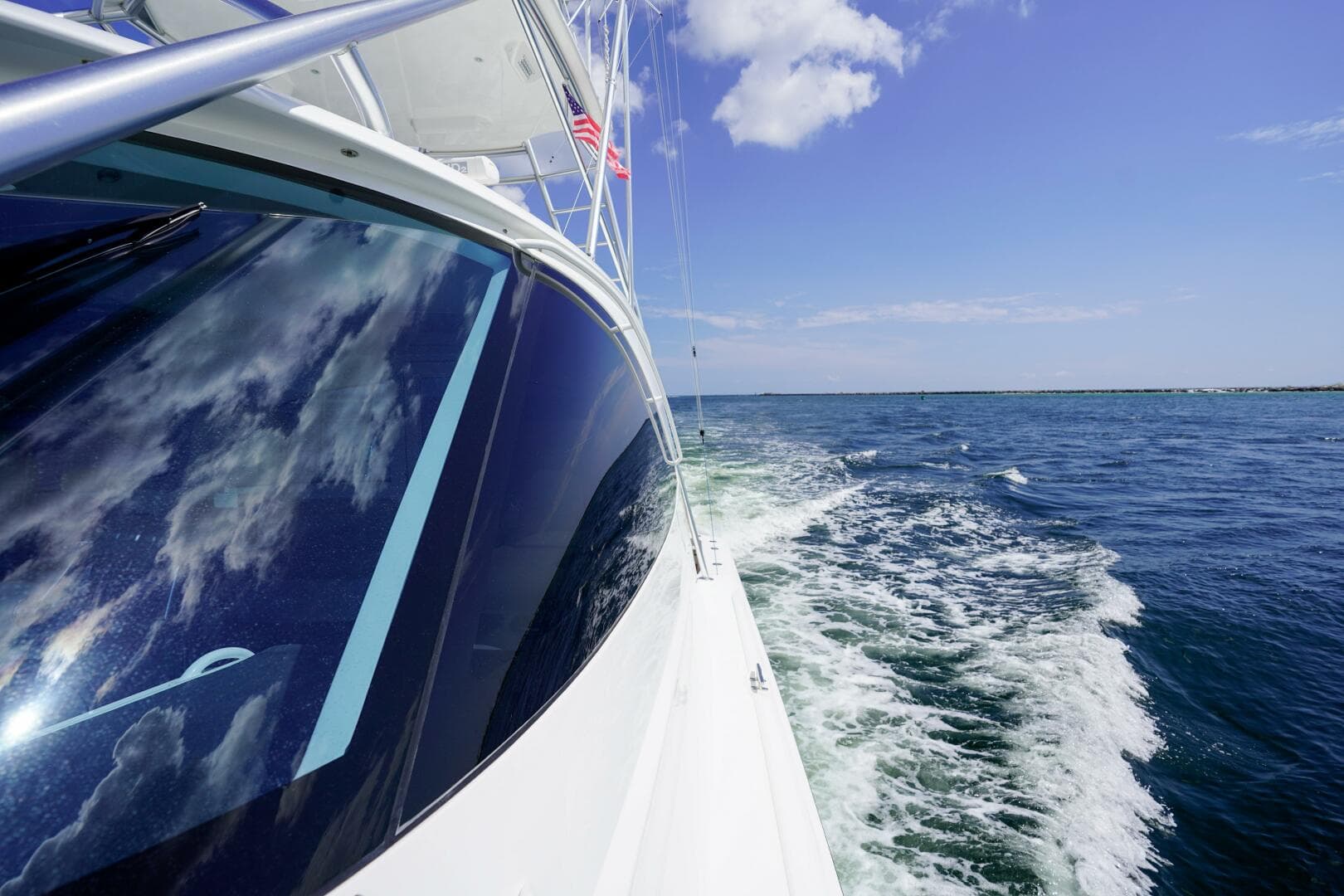 2016 Viking 52 Sport Tower — photo 40