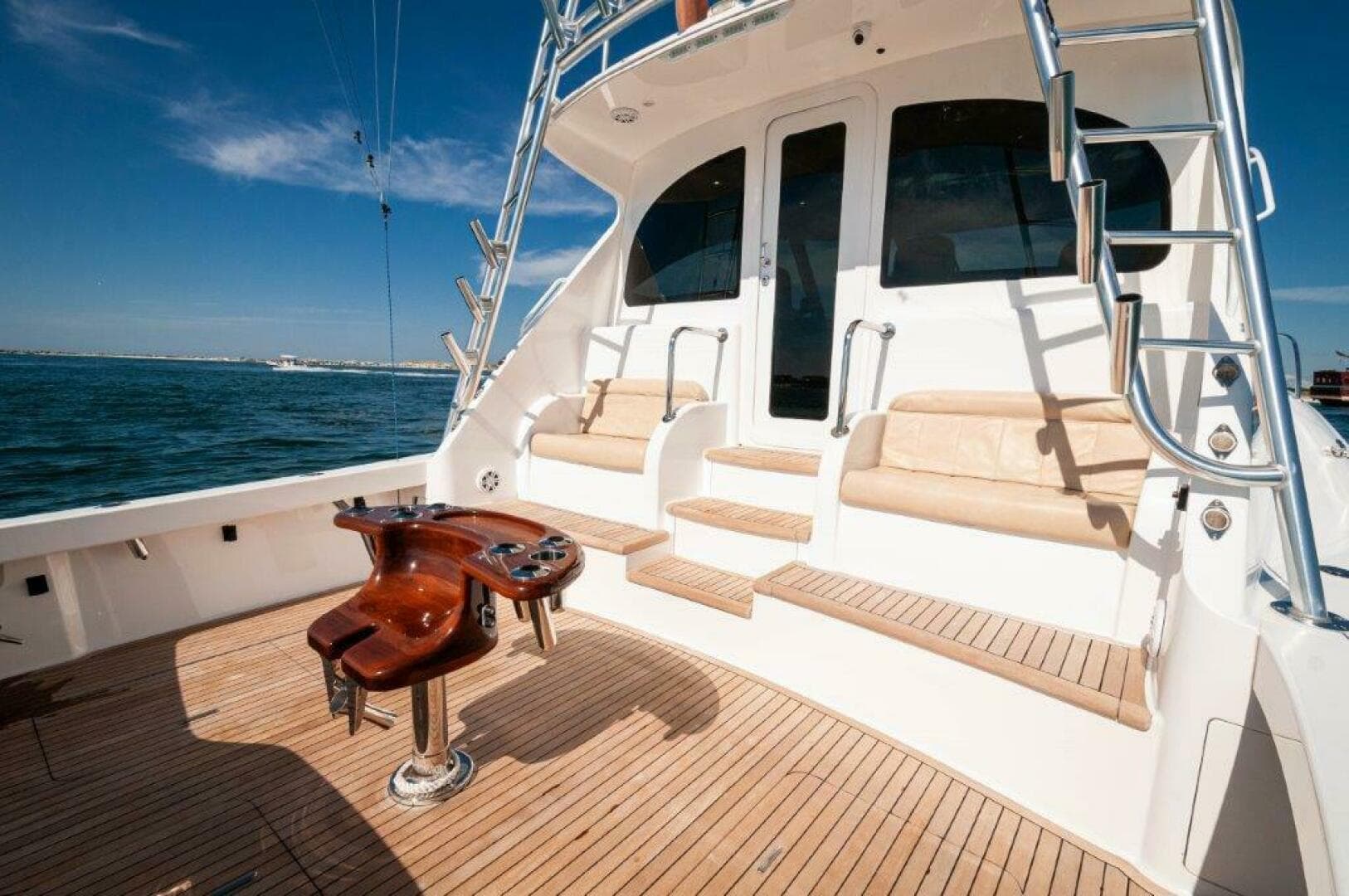 2016 Viking 52 Sport Tower — photo 47