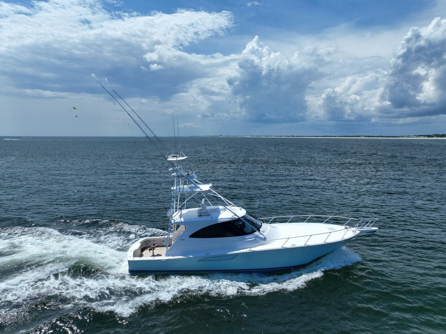 2016 Viking 52 Sport Tower — photo 61