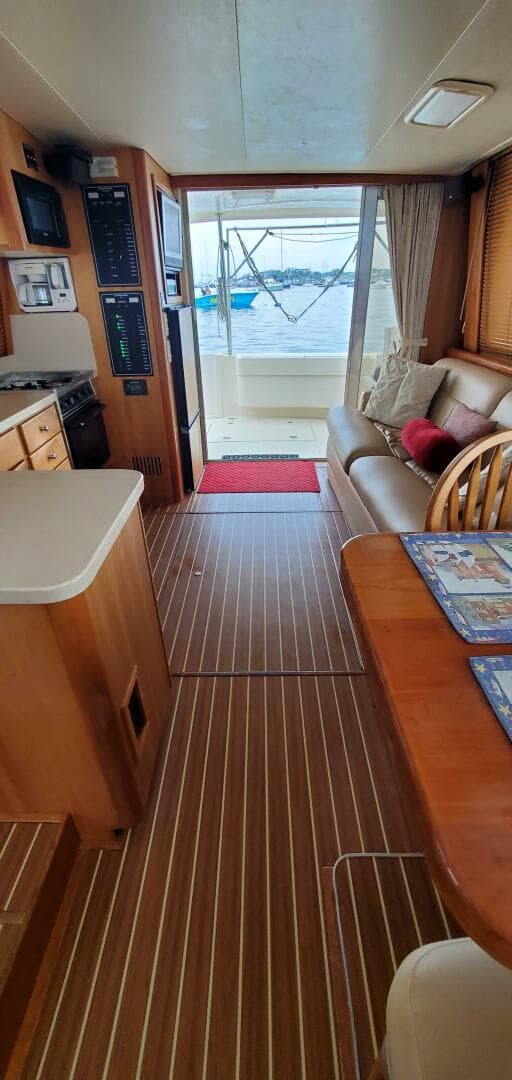 2004 Mainship 400 Trawler — photo 40