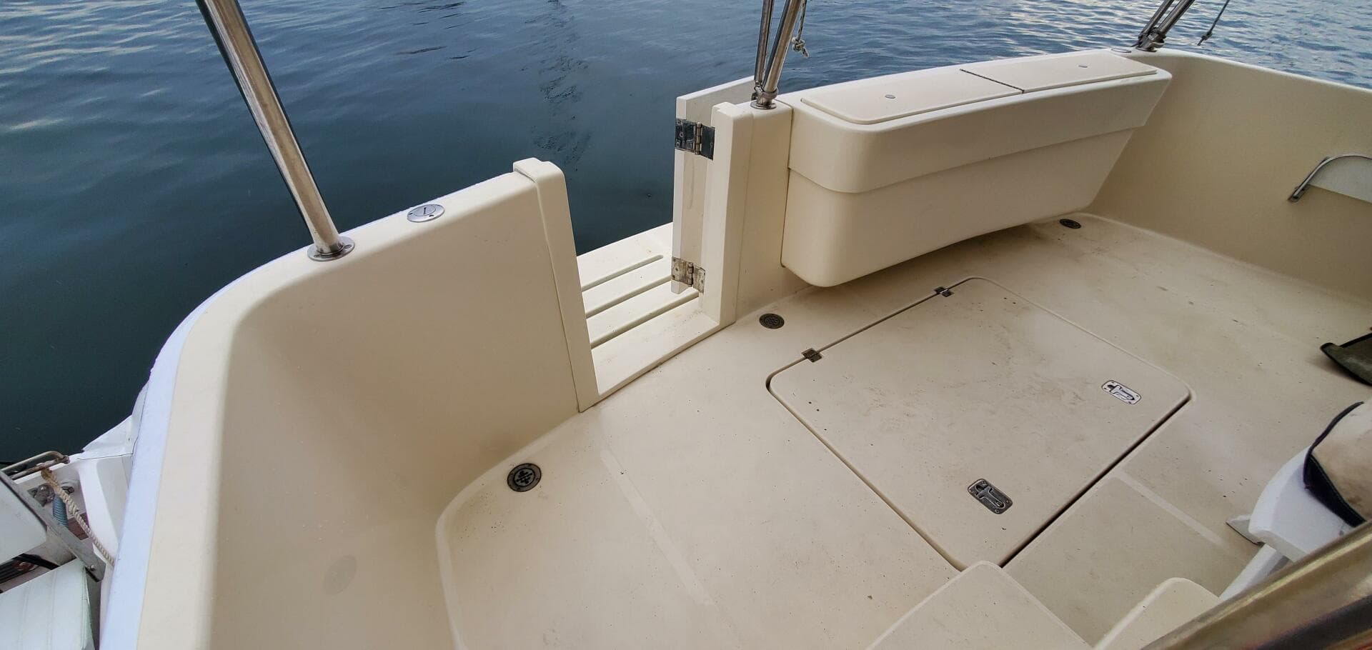 2004 Mainship 400 Trawler — photo 52