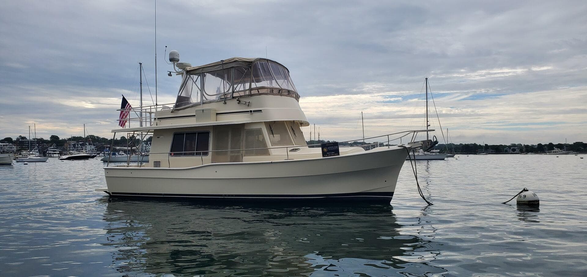 2004 Mainship 400 Trawler — photo 11