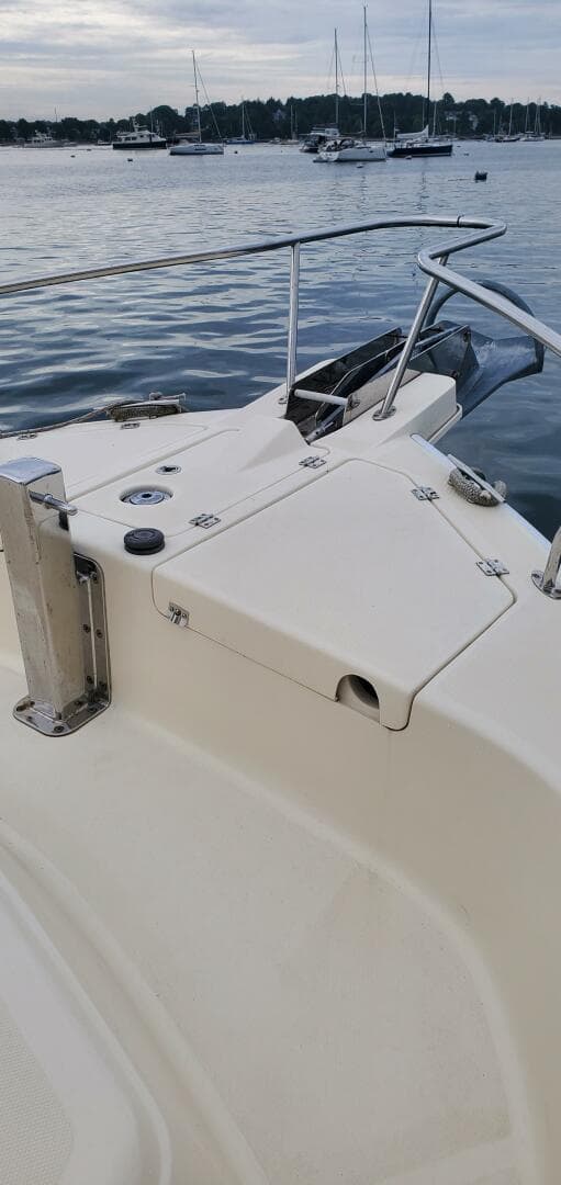 2004 Mainship 400 Trawler — photo 26