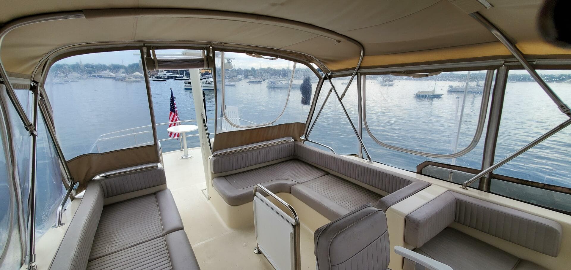 2004 Mainship 400 Trawler — photo 18