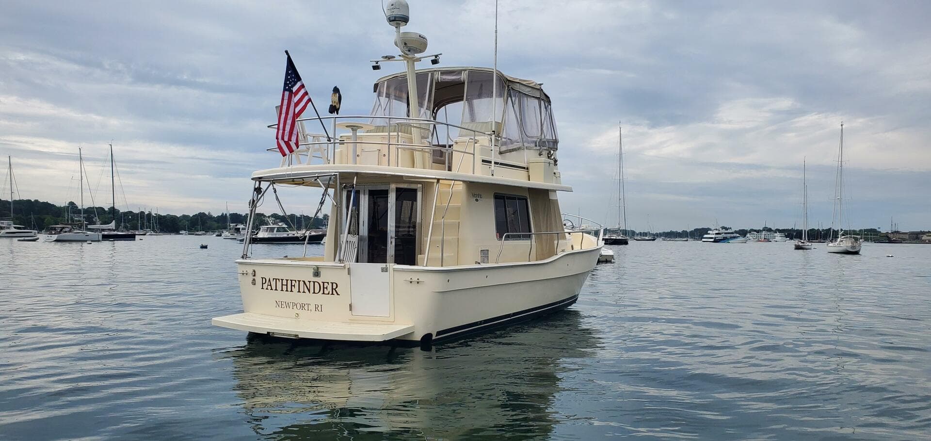 2004 Mainship 400 Trawler — photo 3