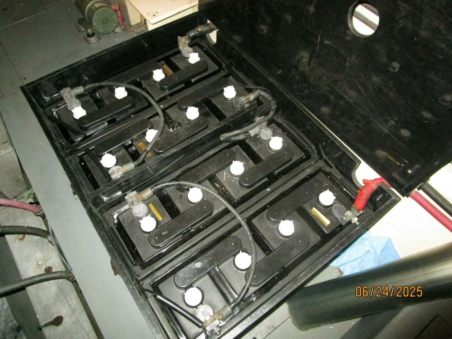 1986 Hatteras Cpmy — photo 107