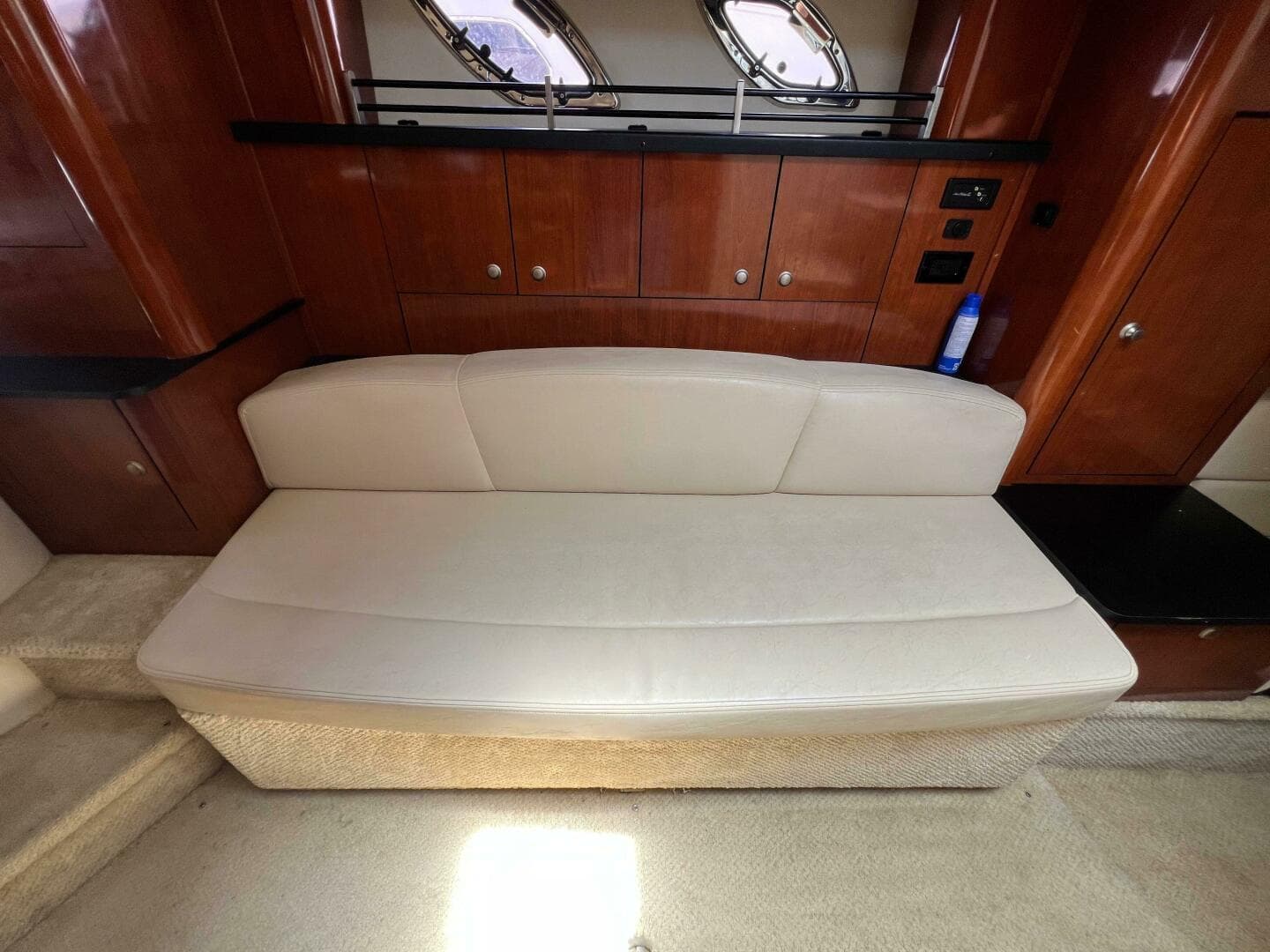 2007 Sea Ray 310 Sundancer — photo 12
