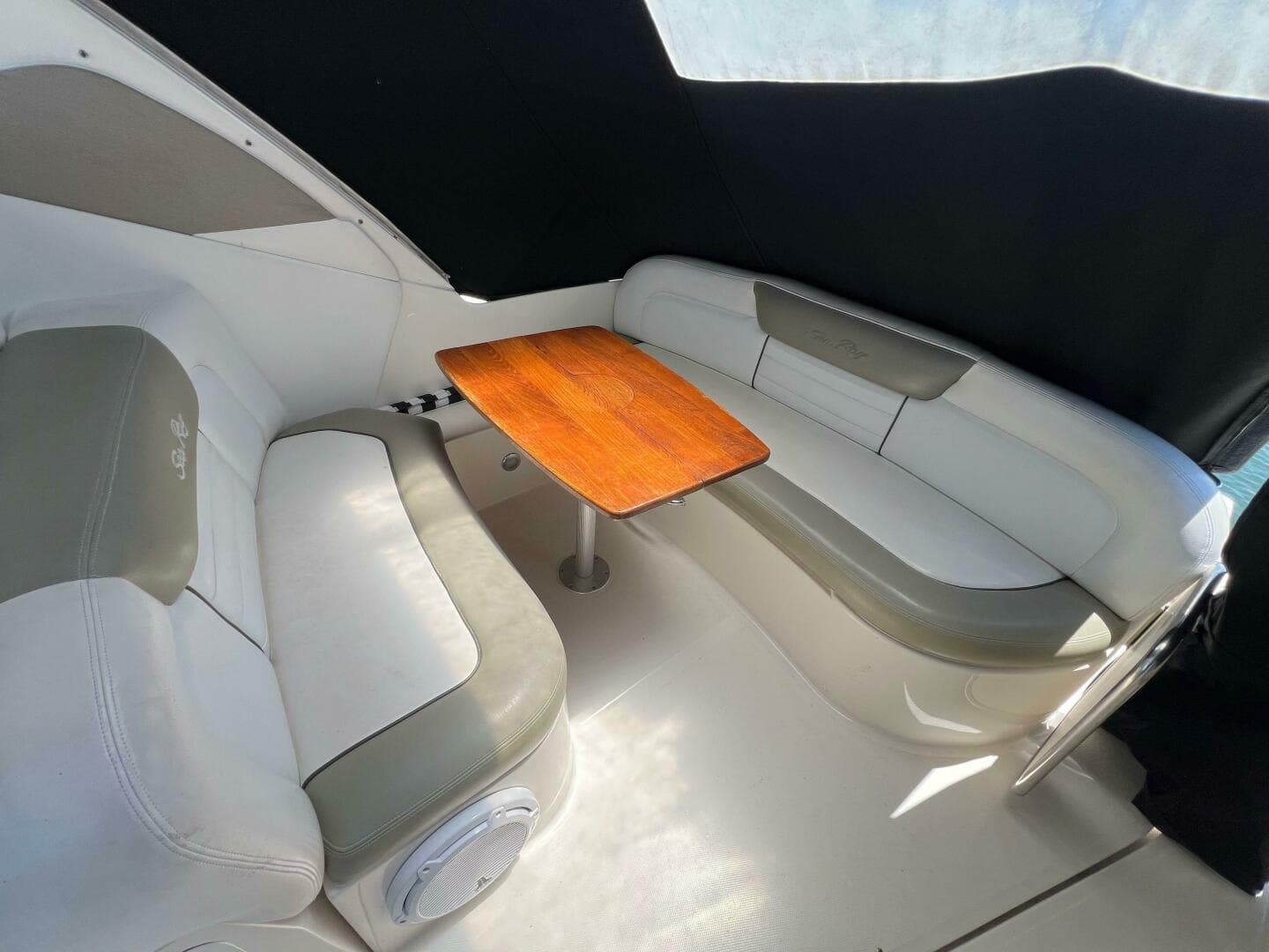 2007 Sea Ray 310 Sundancer — photo 6