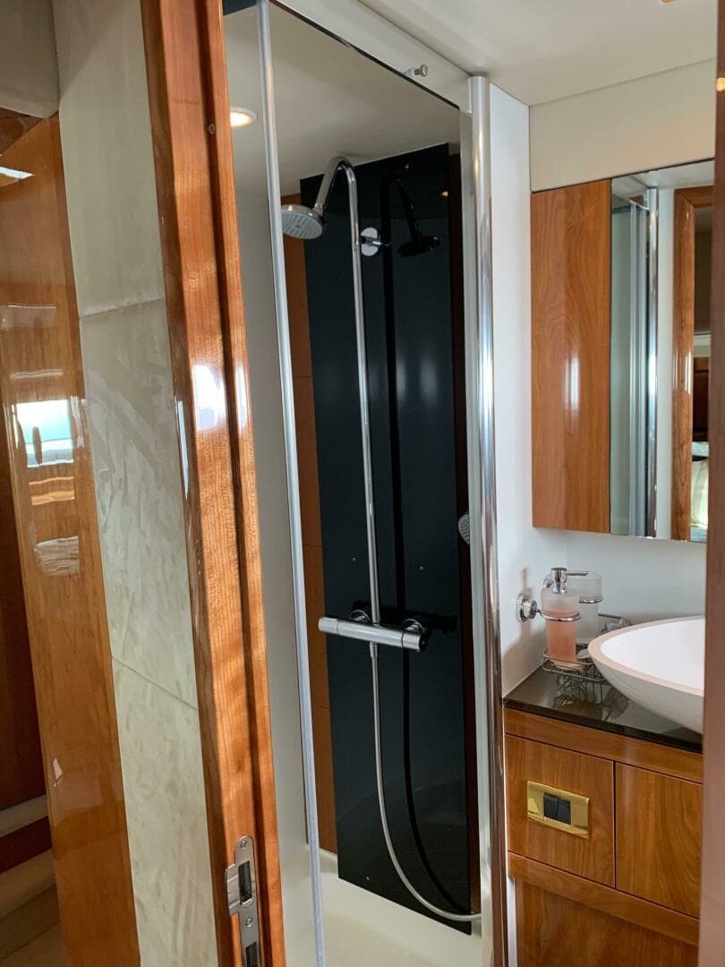 2010 Sunseeker 60 Manhattan — photo 48