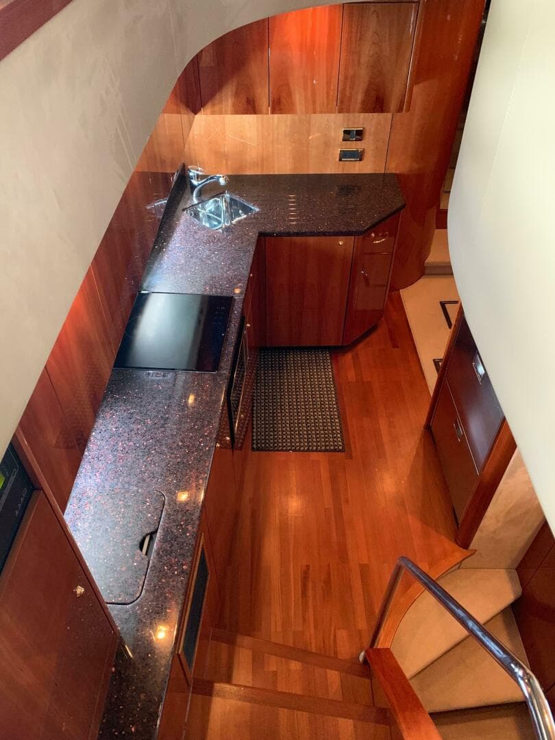 2010 Sunseeker 60 Manhattan — photo 44