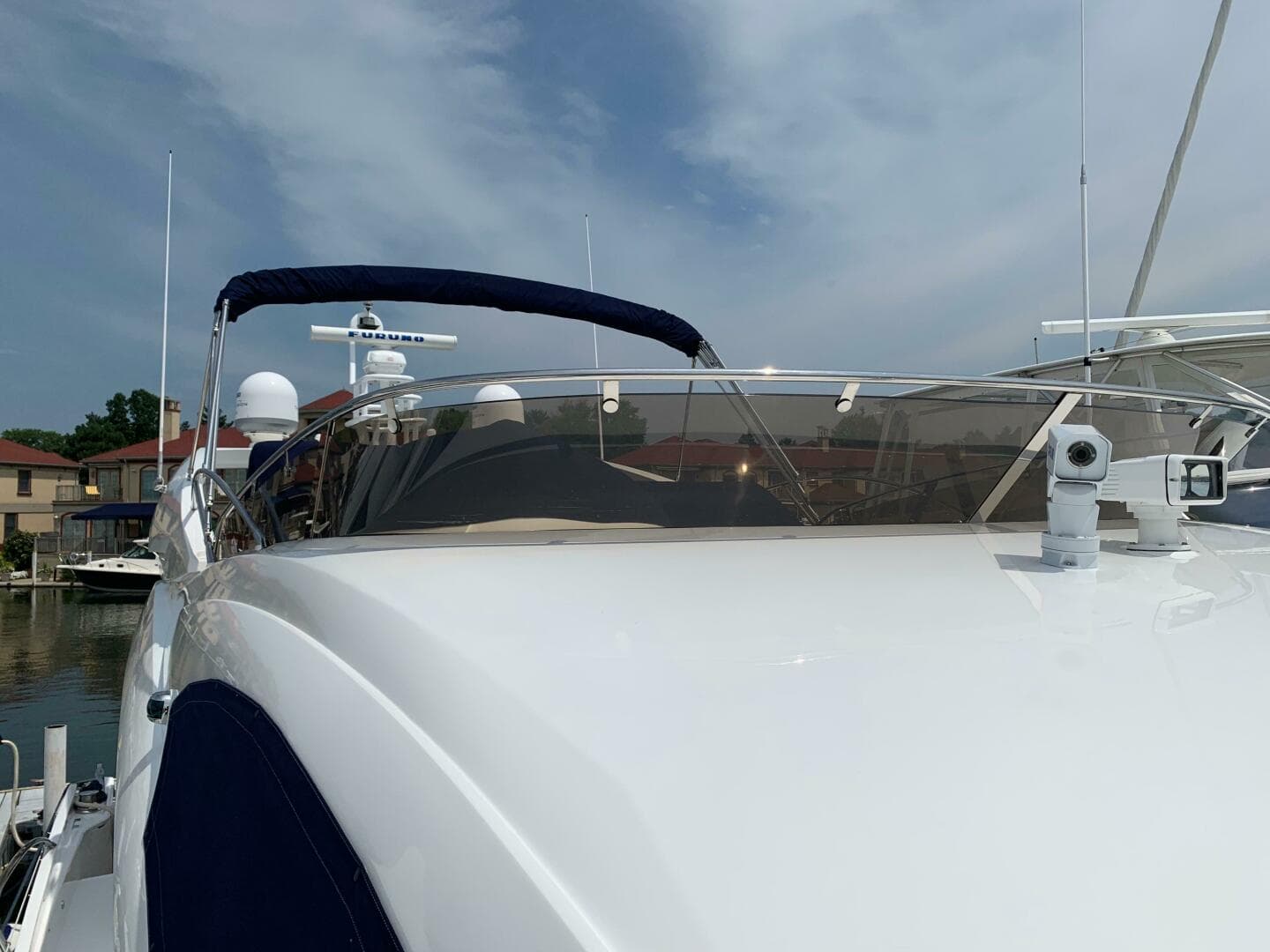 2010 Sunseeker 60 Manhattan — photo 8