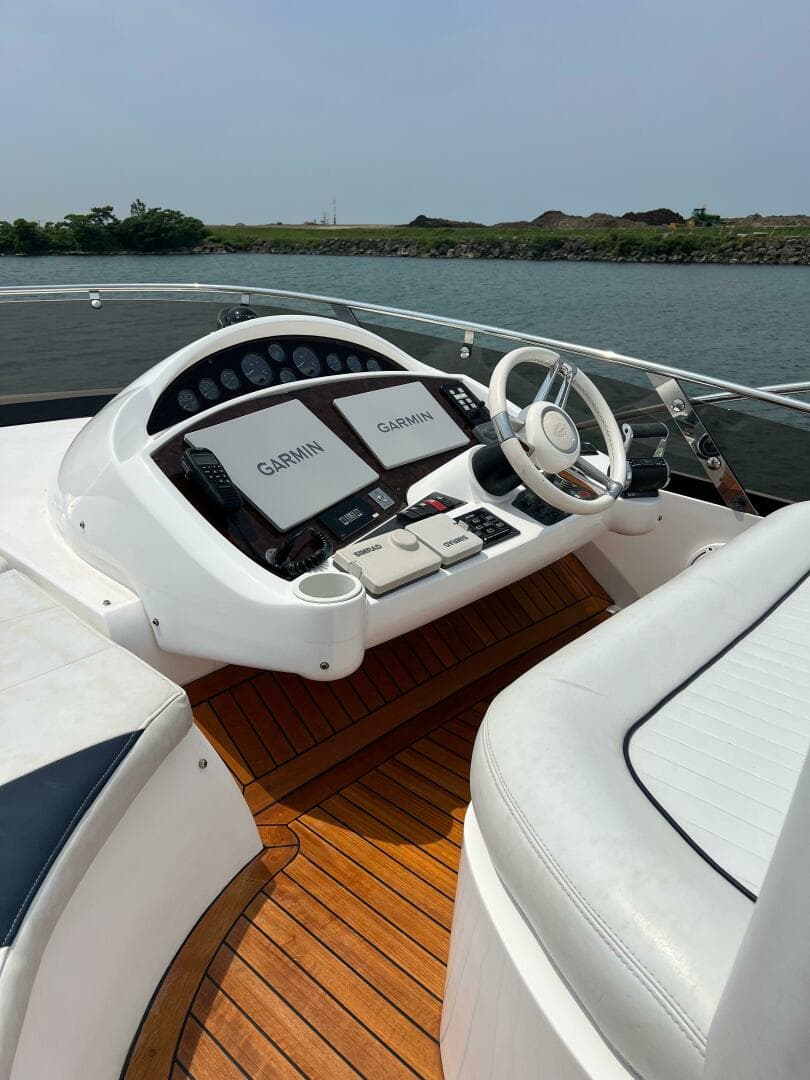 2010 Sunseeker 60 Manhattan — photo 26