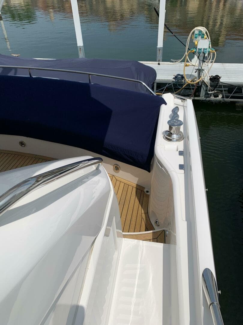 2010 Sunseeker 60 Manhattan — photo 17