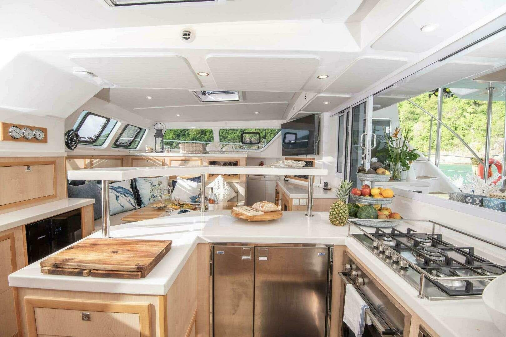 2023 Royal Cape Catamarans 570 Flybridge — photo 11