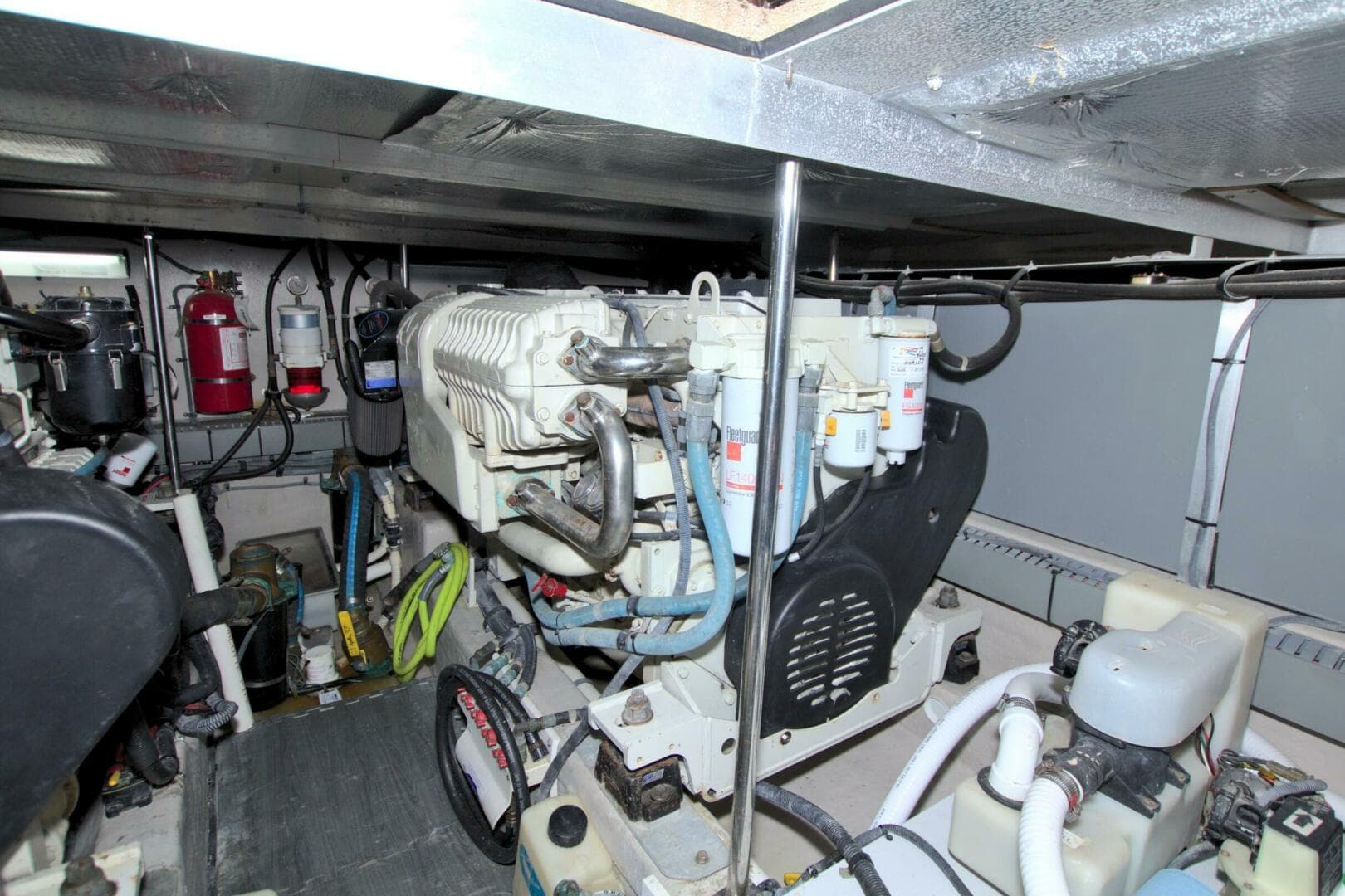 2003 Sea Ray 480 — photo 77