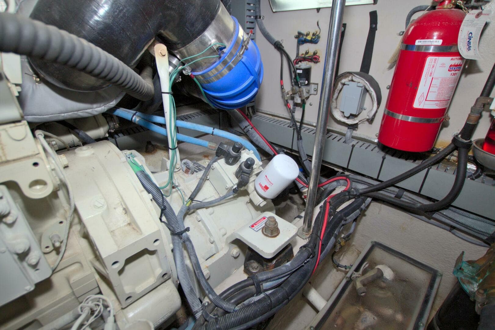 2003 Sea Ray 480 — photo 69