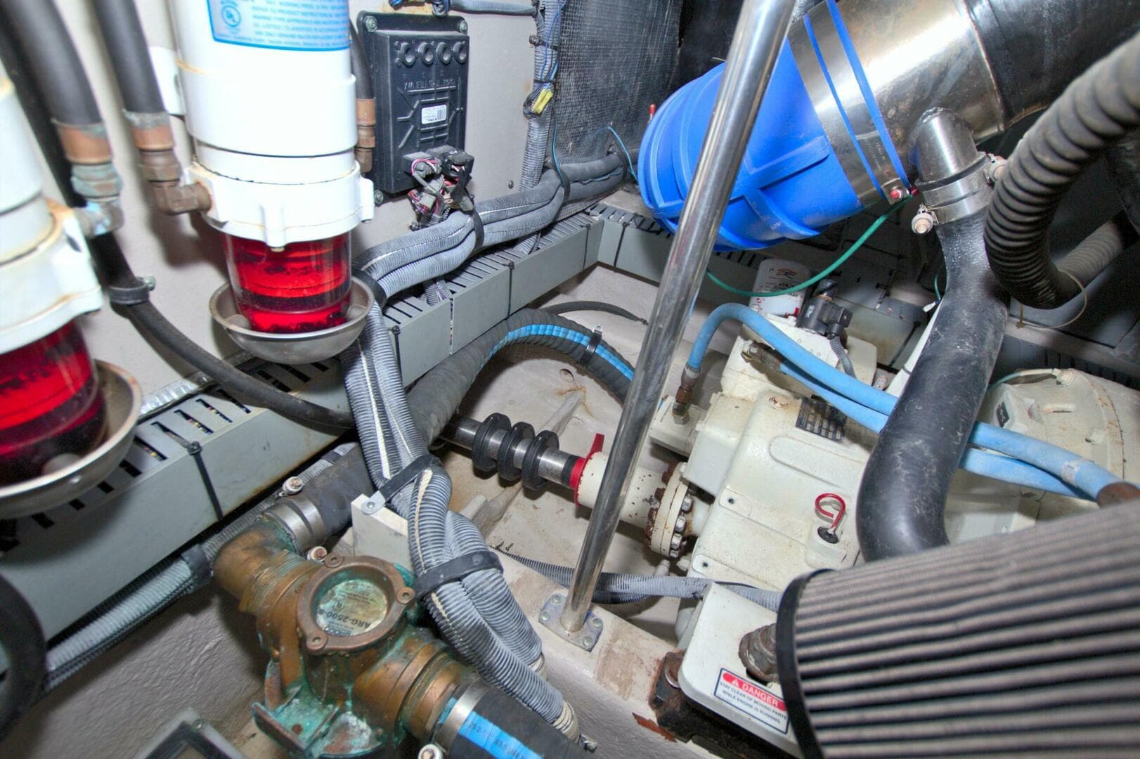 2003 Sea Ray 480 — photo 74