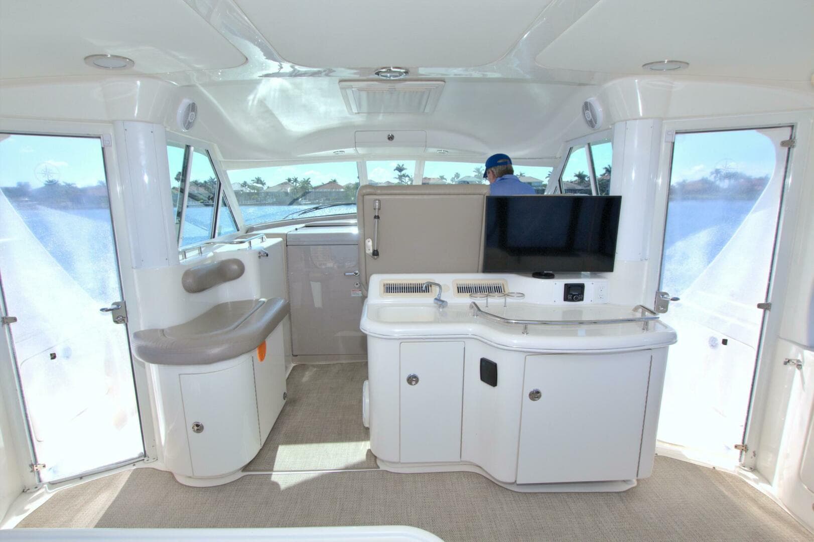 2003 Sea Ray 480 — photo 24