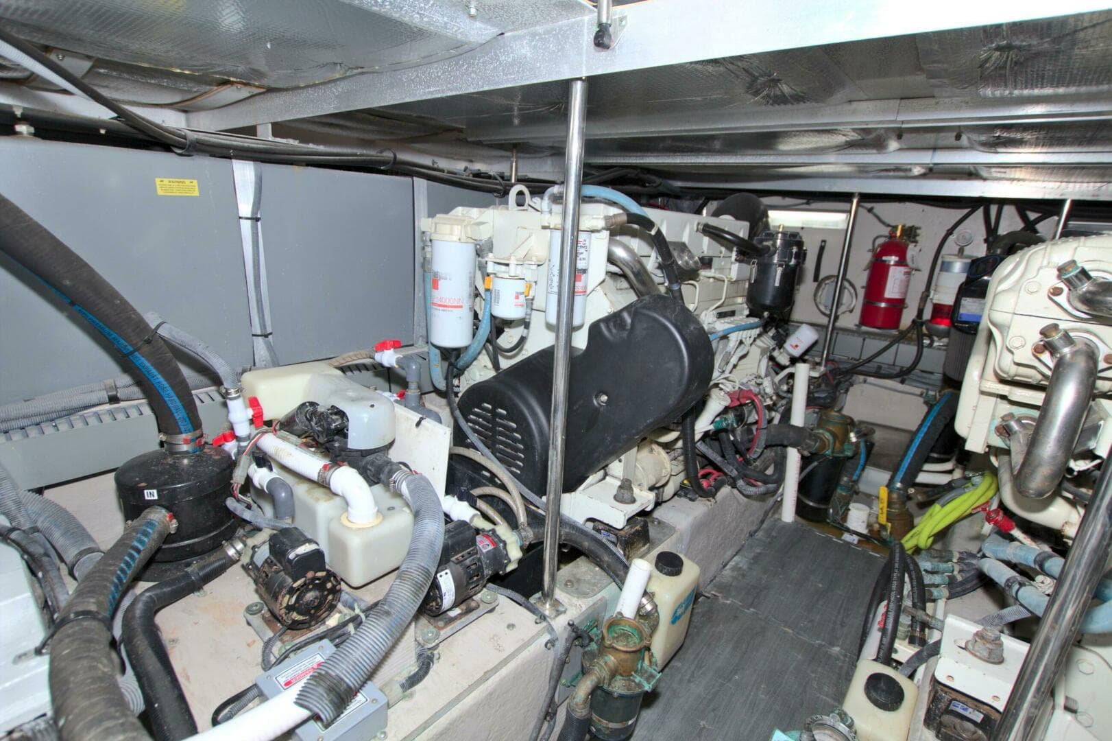 2003 Sea Ray 480 — photo 66