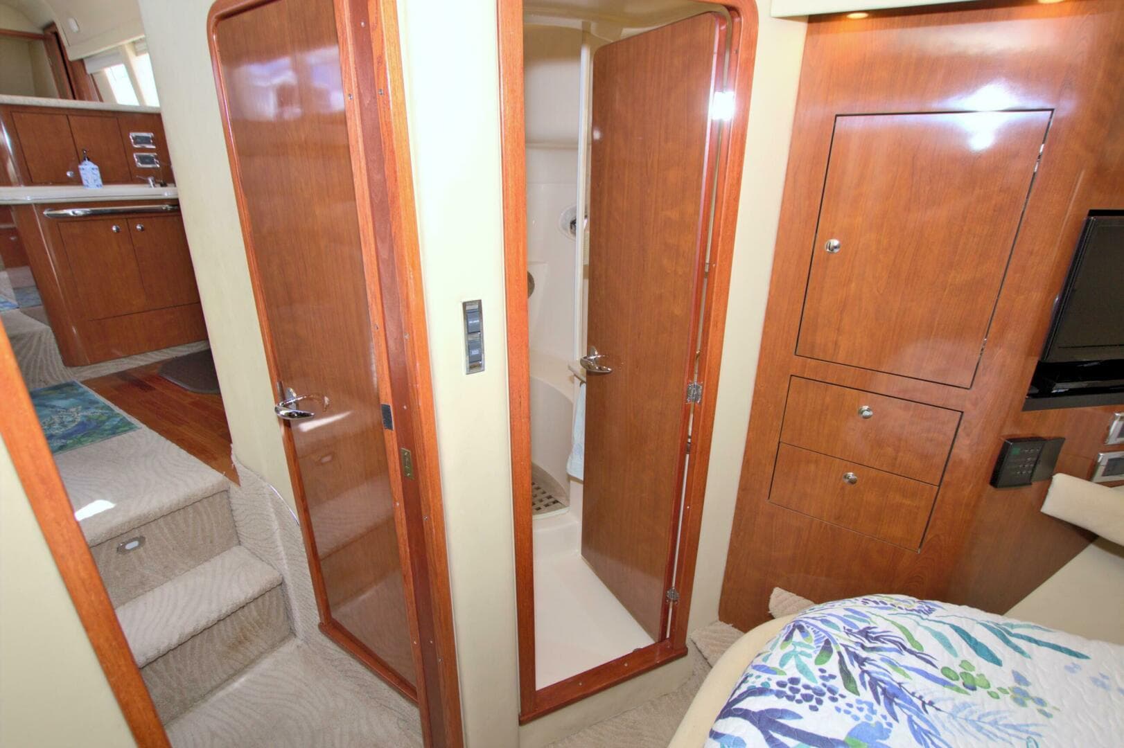 2003 Sea Ray 480 — photo 51