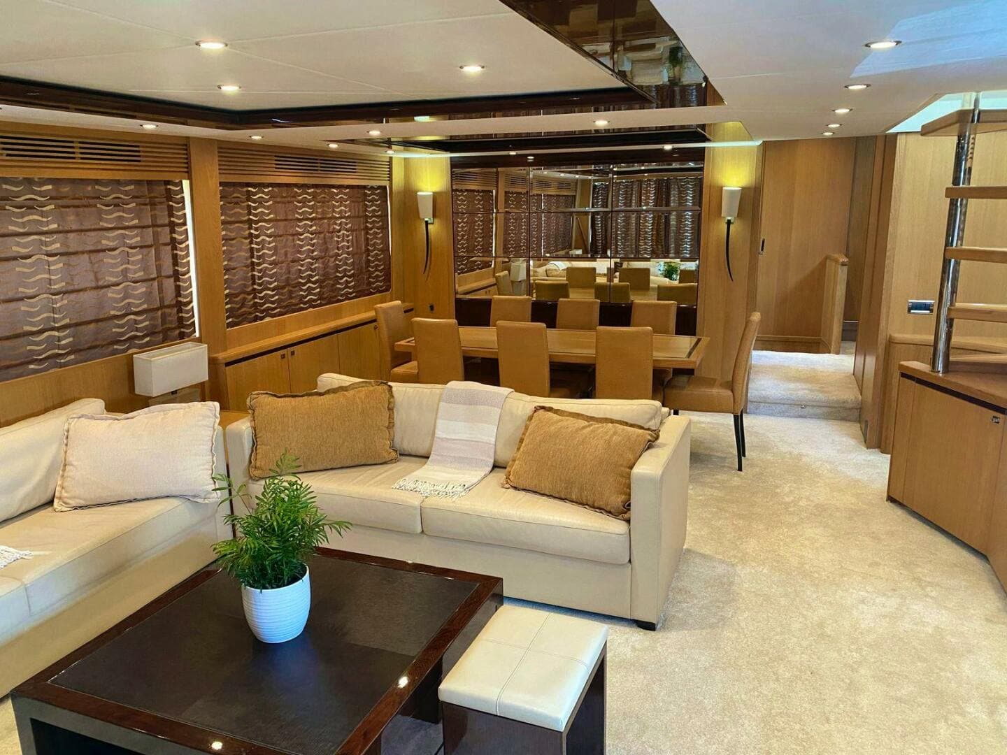 2011 Princess Yachts — photo 4