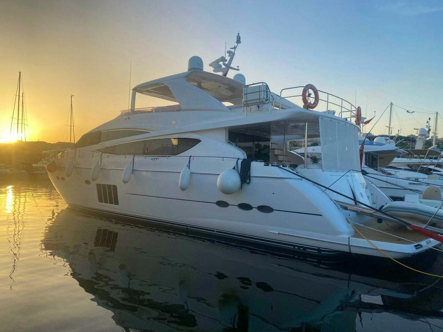 2011 Princess Yachts — photo 6