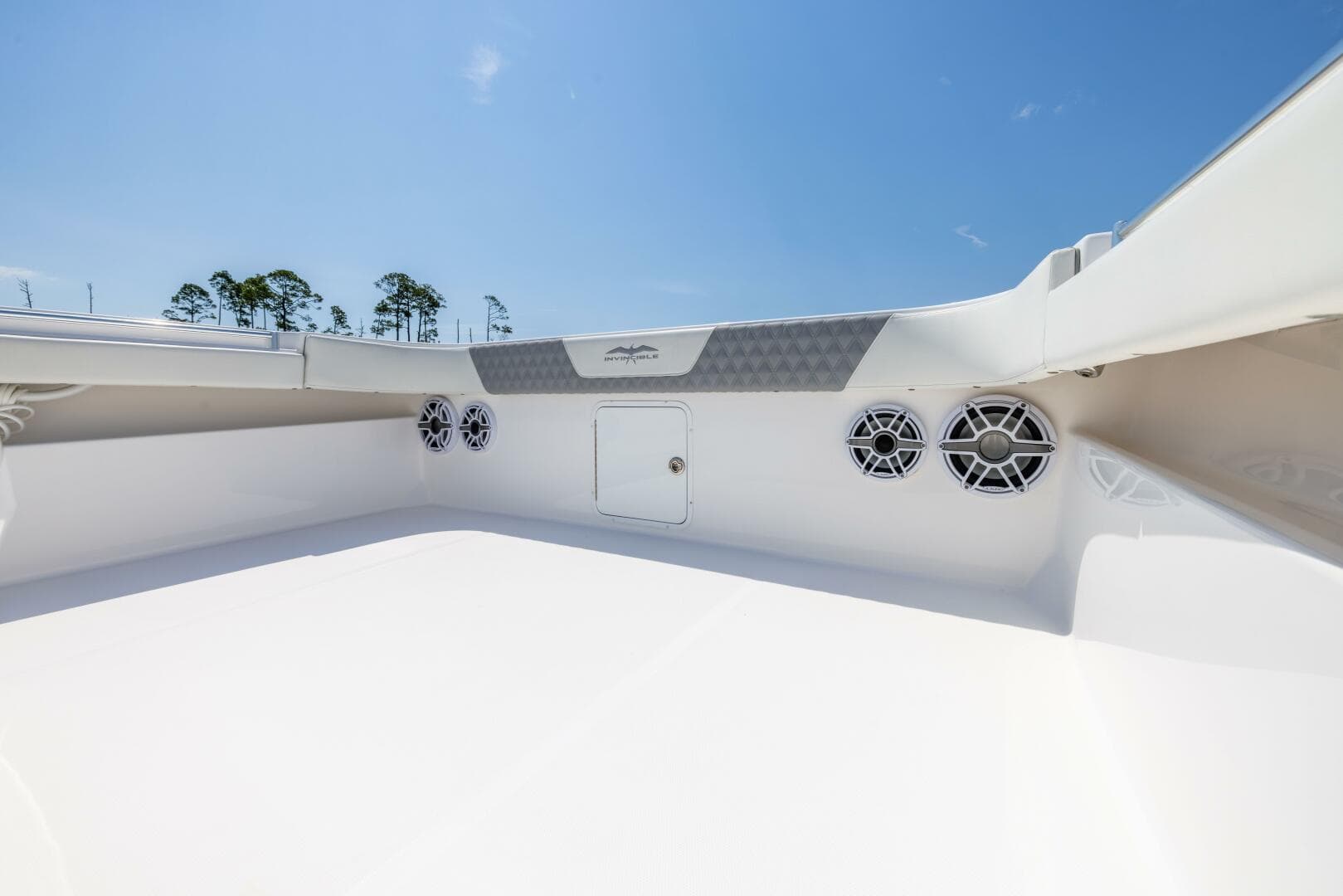 2024 Invincible — photo 23