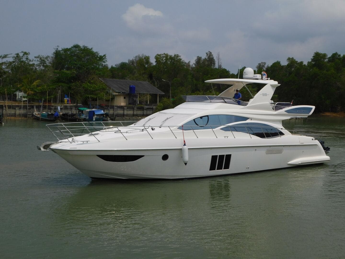 2011 Azimut 58 Fly — photo 2