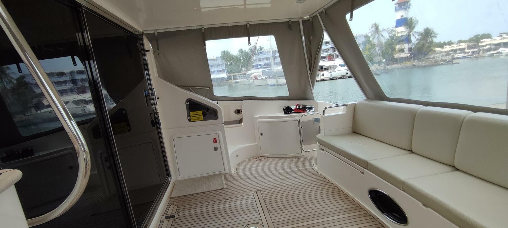 2011 Azimut 58 Fly — photo 15