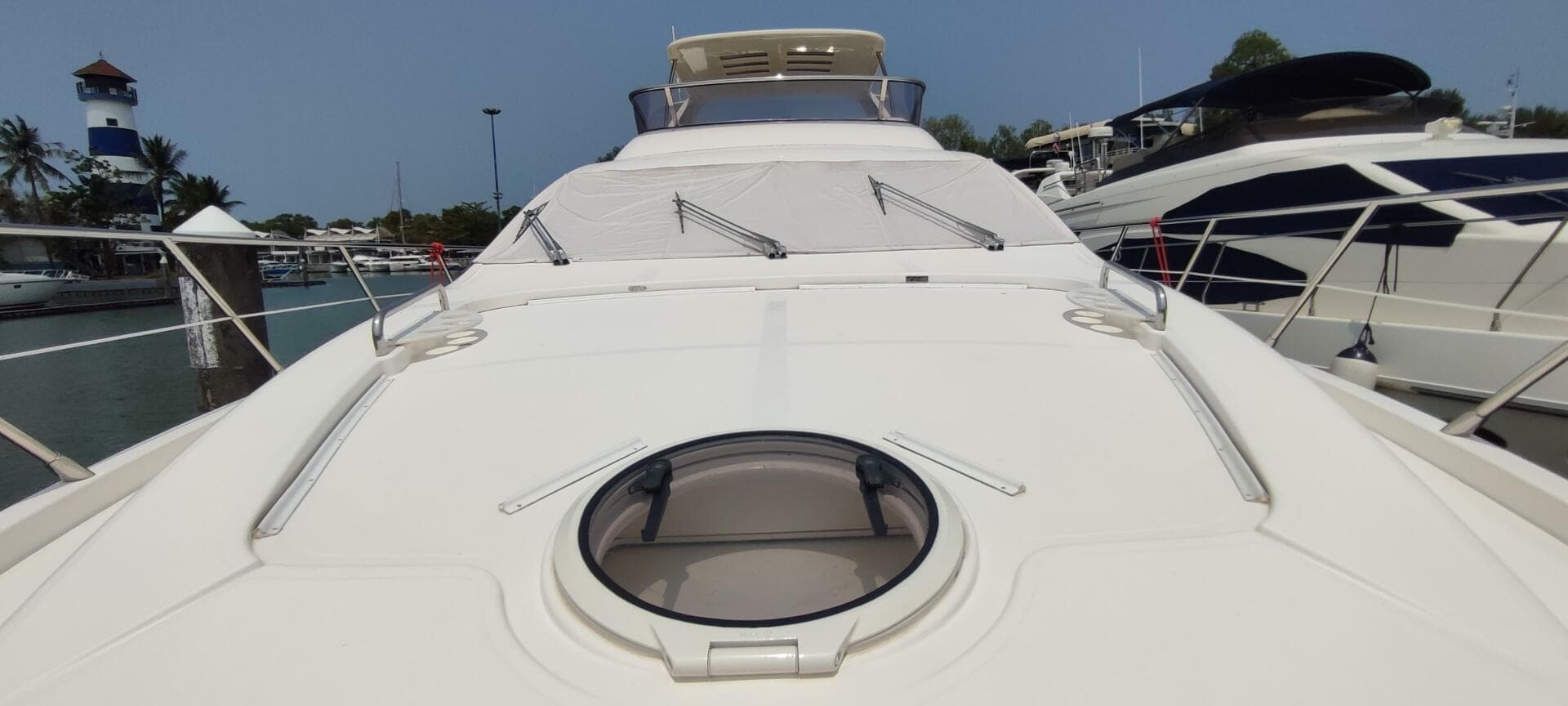 2011 Azimut 58 Fly — photo 11