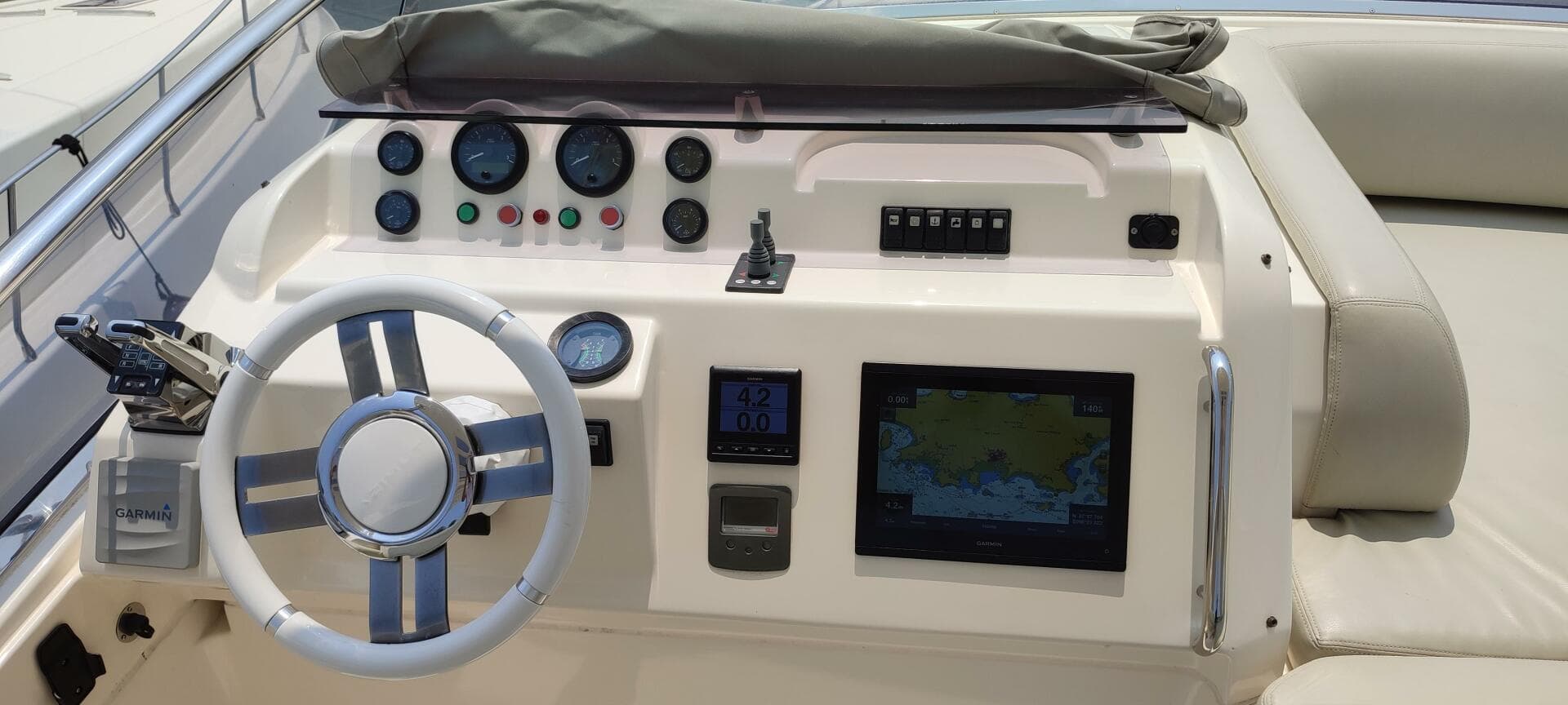 2011 Azimut 58 Fly — photo 18