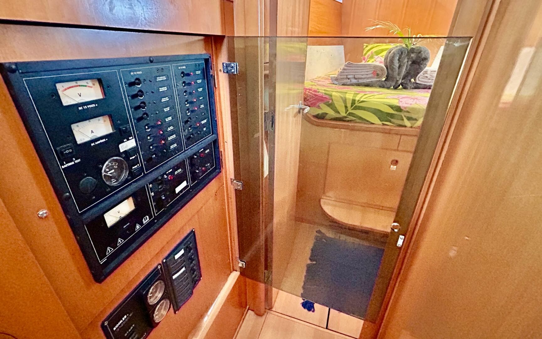 2005 Cnb — photo 24