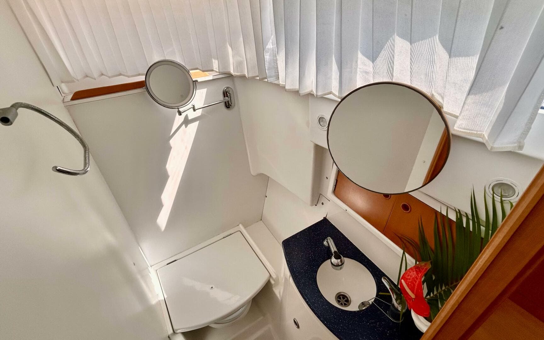 2005 Cnb — photo 32