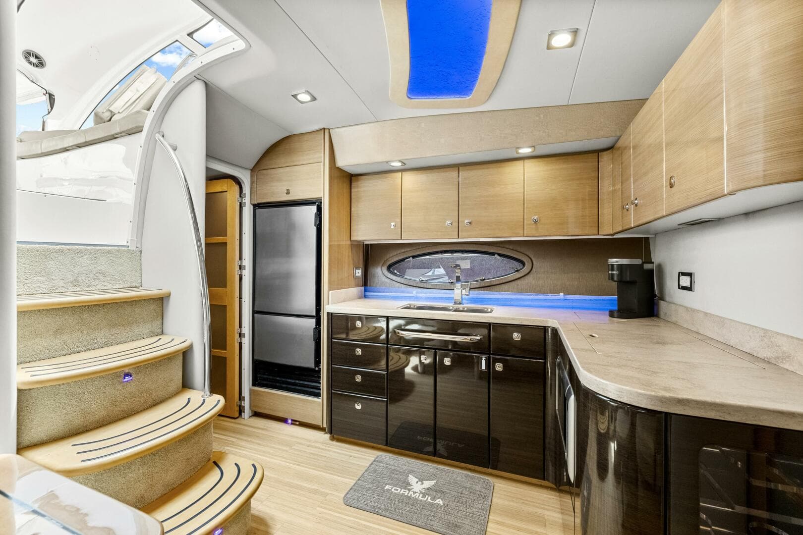 2016 Formula 45 Yacht — photo 19