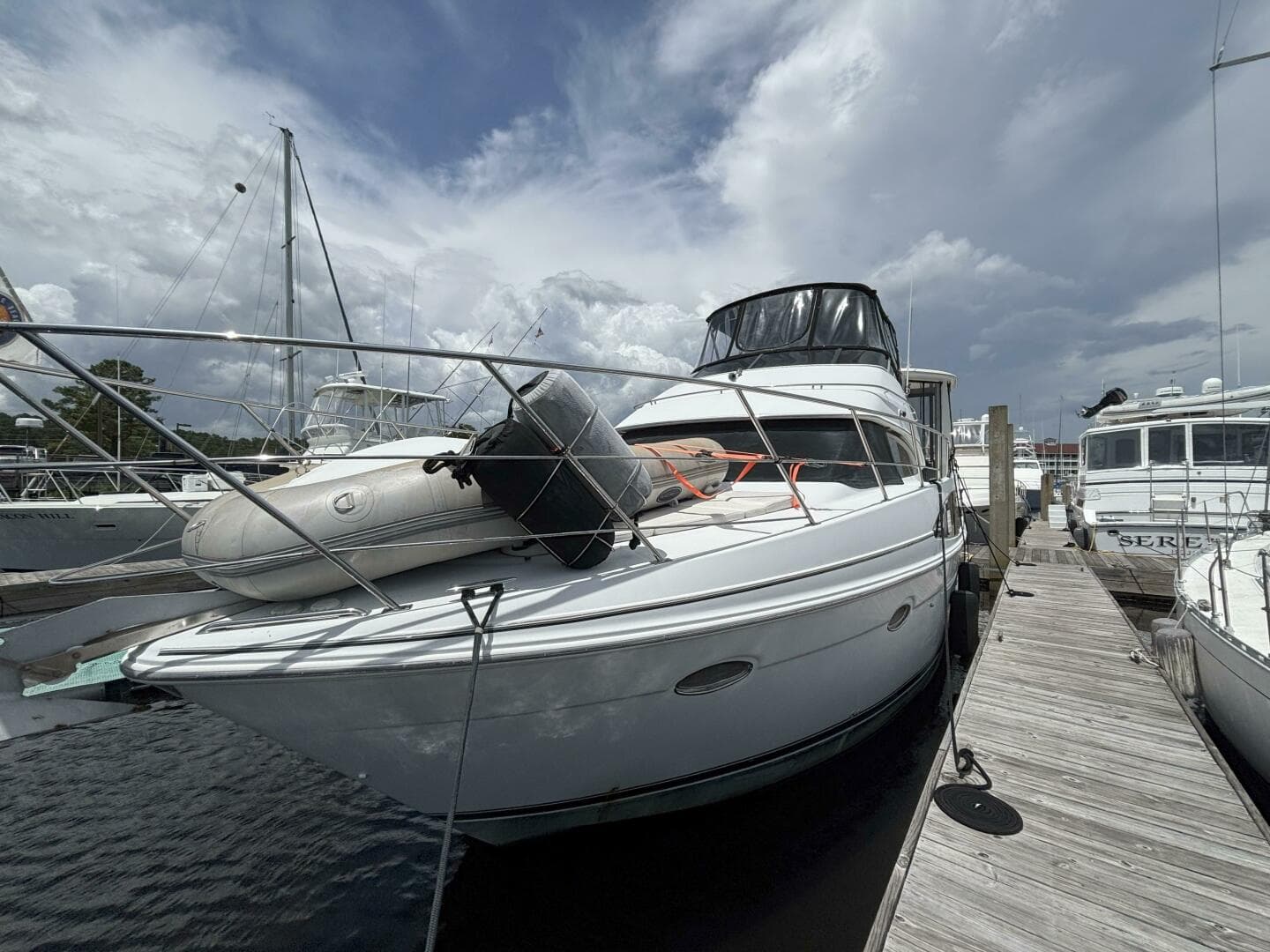 2001 Carver 396 Aft Cabin — photo 7