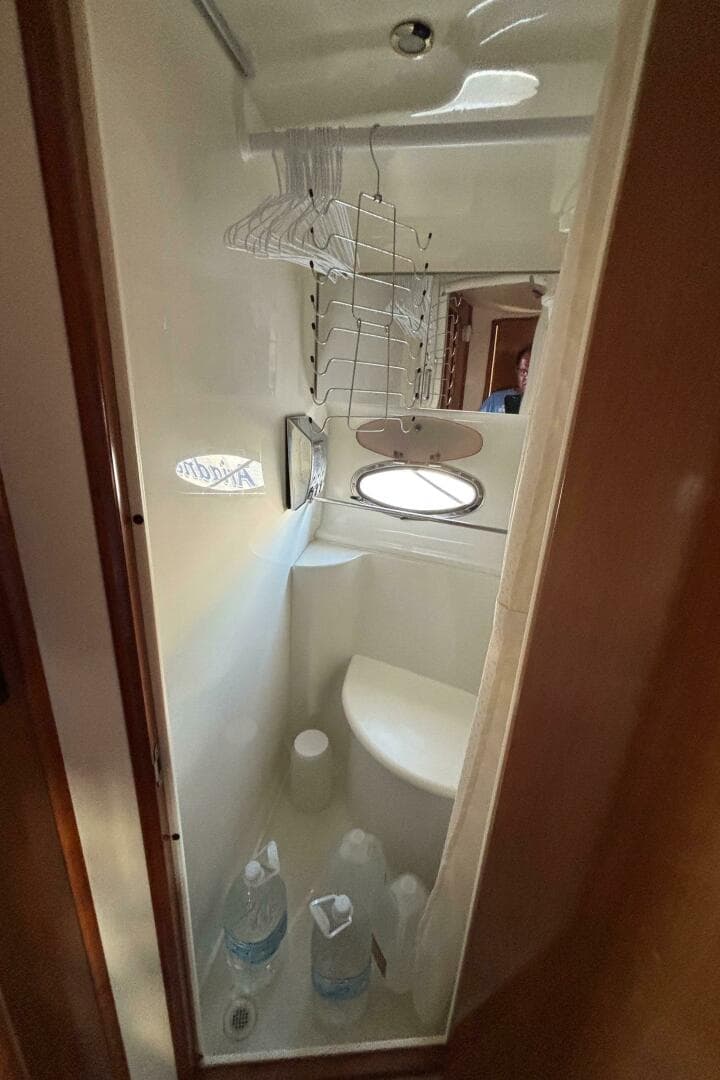 2001 Carver 396 Aft Cabin — photo 82