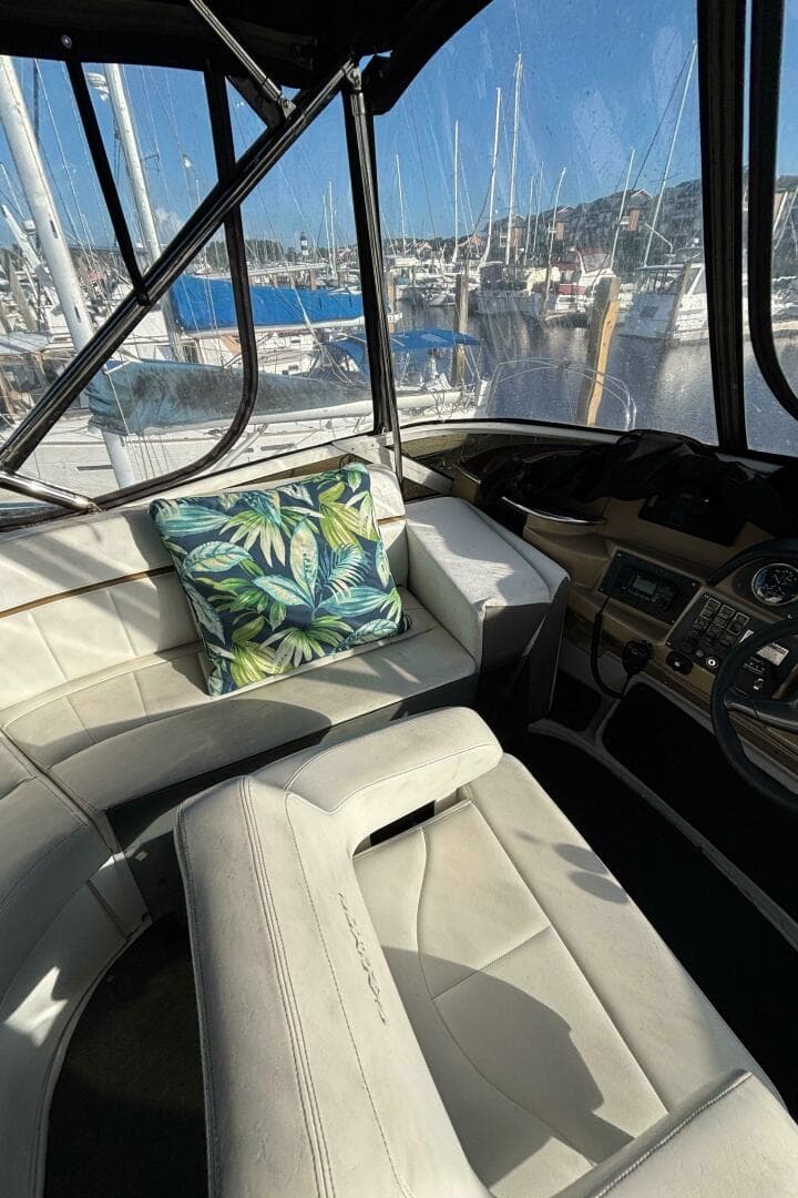 2001 Carver 396 Aft Cabin — photo 34