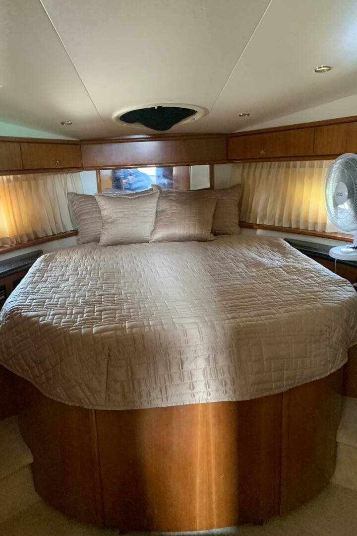 2001 Carver 396 Aft Cabin — photo 75