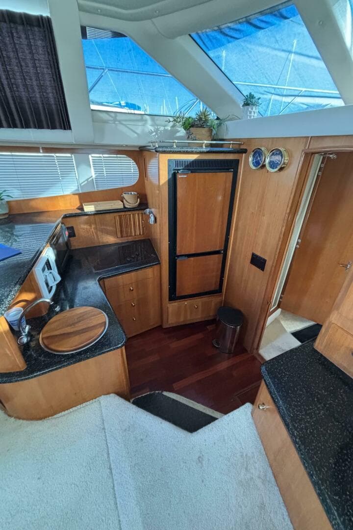 2001 Carver 396 Aft Cabin — photo 55